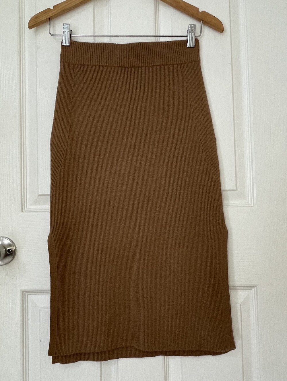 AYR Ribbed Midi Skirt in Cognac Brown Size XS